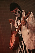 Idiot Saint Crazy
